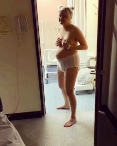 sarah turner, ciąża, poród, brzuch