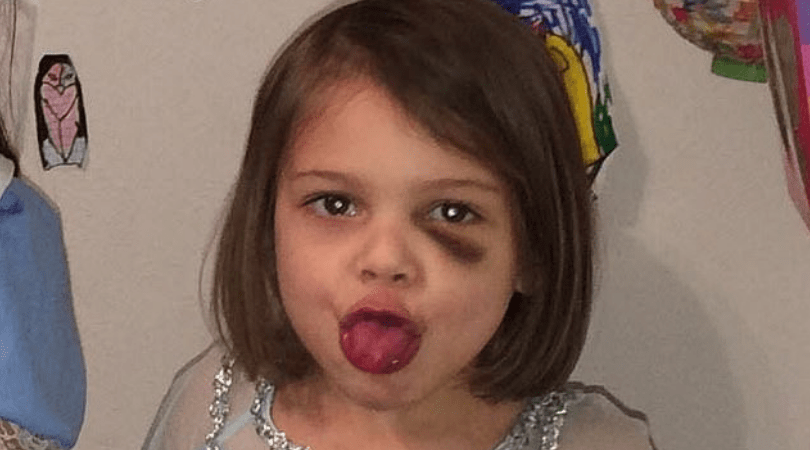 Leiliana Wright, pobił 4-latkę na śmierć, przemoc