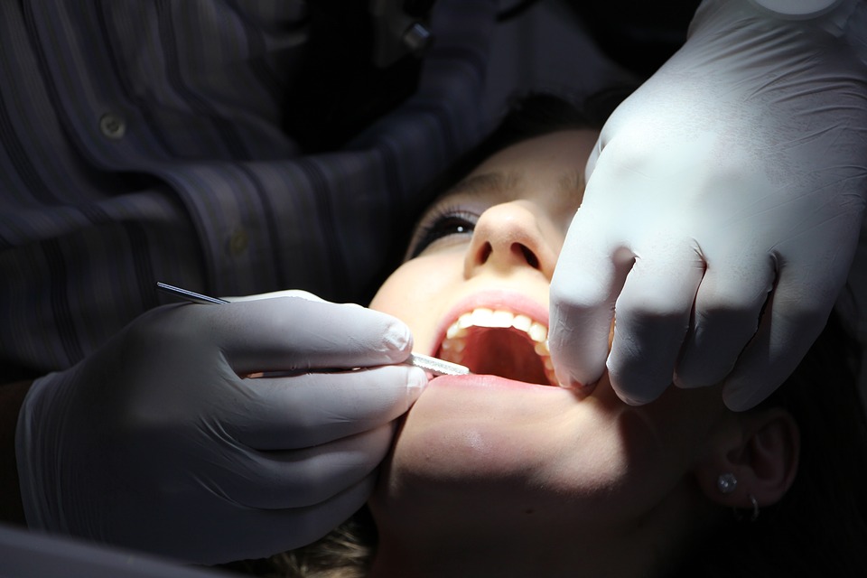 stomatolog, dentysta